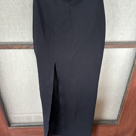 Gianna Sweetheart Slit Gown in Black size Small - Picture 7 of 9